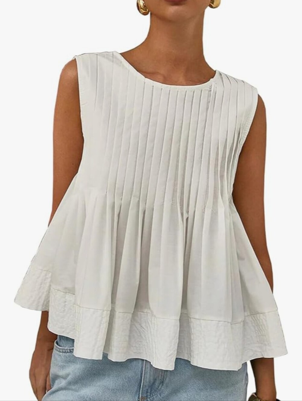 Lightweight White Sleeveless Pleated Top